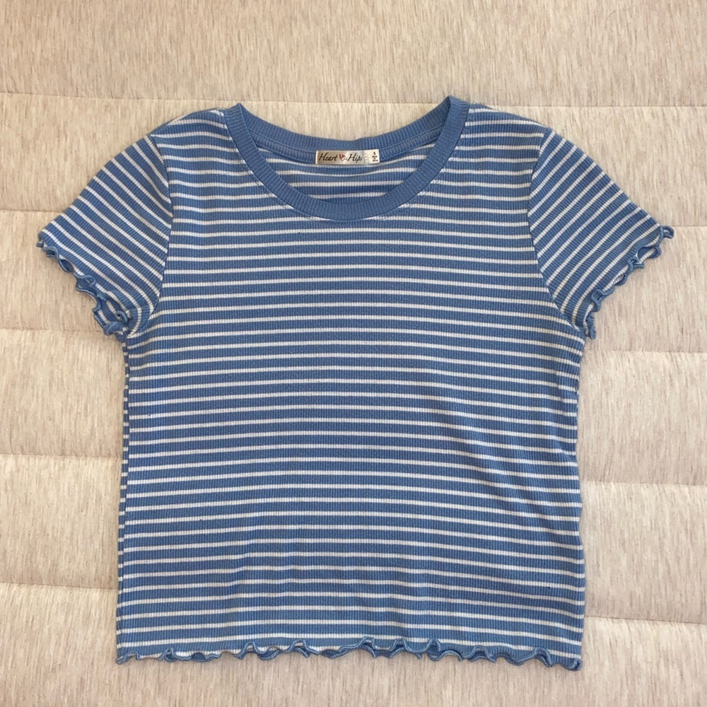 Cute blue/white striped tshirt with ruffles